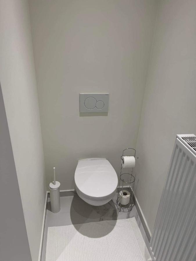 Prachtige Kamer In Centrum Brugge Met Badkamer ! Luaran gambar