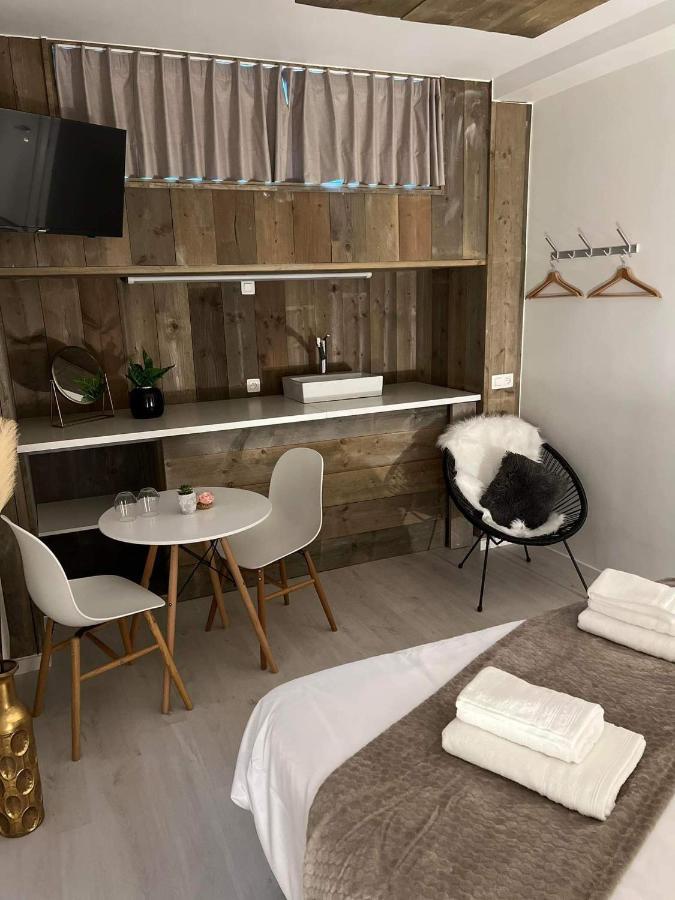 Prachtige Kamer In Centrum Brugge Met Badkamer ! Luaran gambar