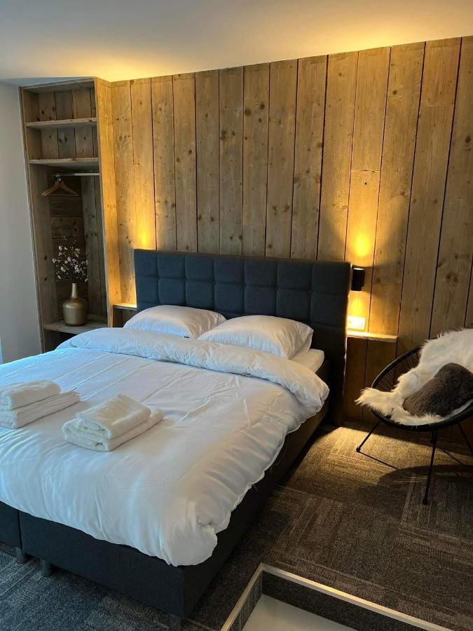 Prachtige Kamer In Centrum Brugge Met Badkamer ! Luaran gambar