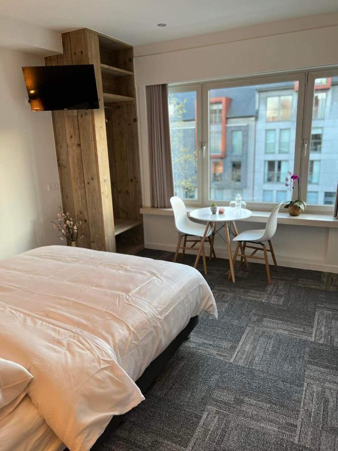 Prachtige Kamer In Centrum Brugge Met Badkamer ! Luaran gambar