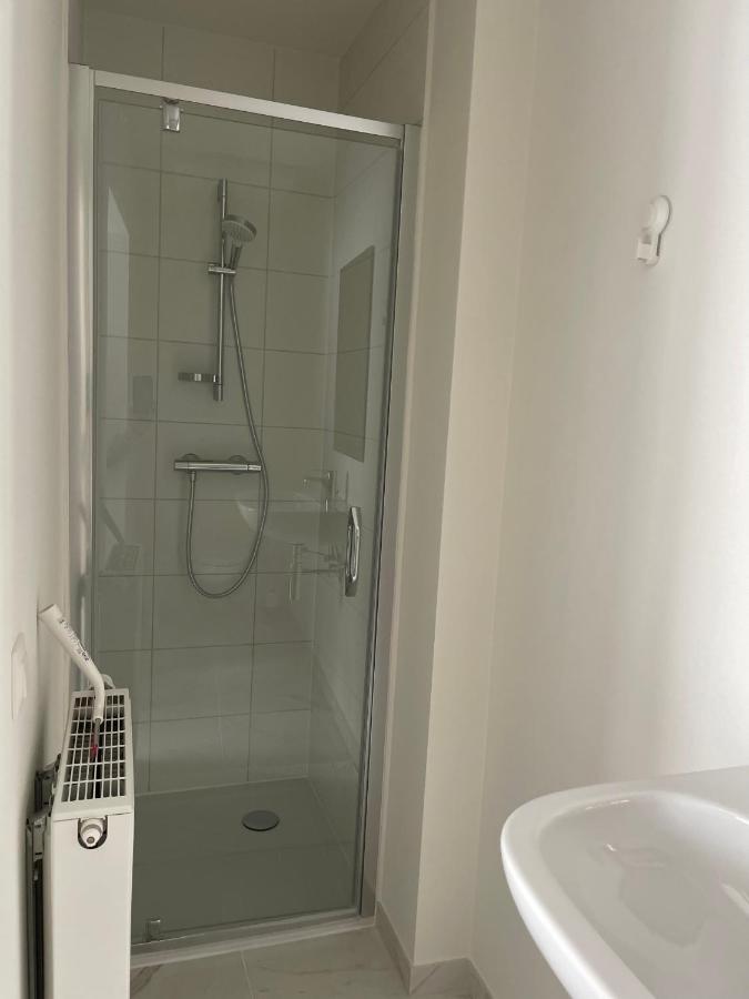 Prachtige Kamer In Centrum Brugge Met Badkamer ! Luaran gambar