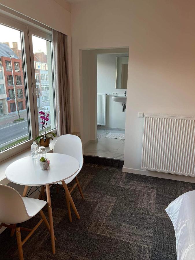 Prachtige Kamer In Centrum Brugge Met Badkamer ! Luaran gambar